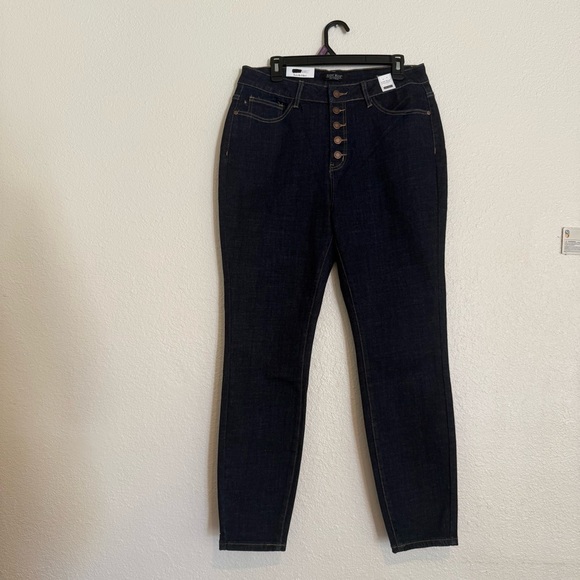 NWT Judy Blue Los Angeles Womens Button Fly Skinny Jeans High Waist size 14W - Picture 1 of 11